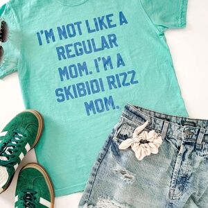 Skibidi Rizz Mom Tee